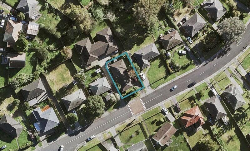 35 Glass Road, Mount Roskill, Auckland - Carousel 1