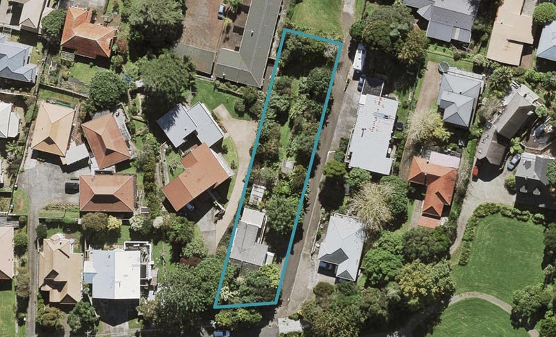 14 Budock Road, Hillsborough, Auckland - Carousel 1