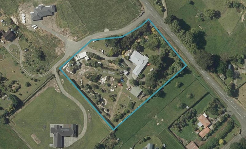 533 Stoney Creek Road, Kelvin Grove, Palmerston North - Carousel 1