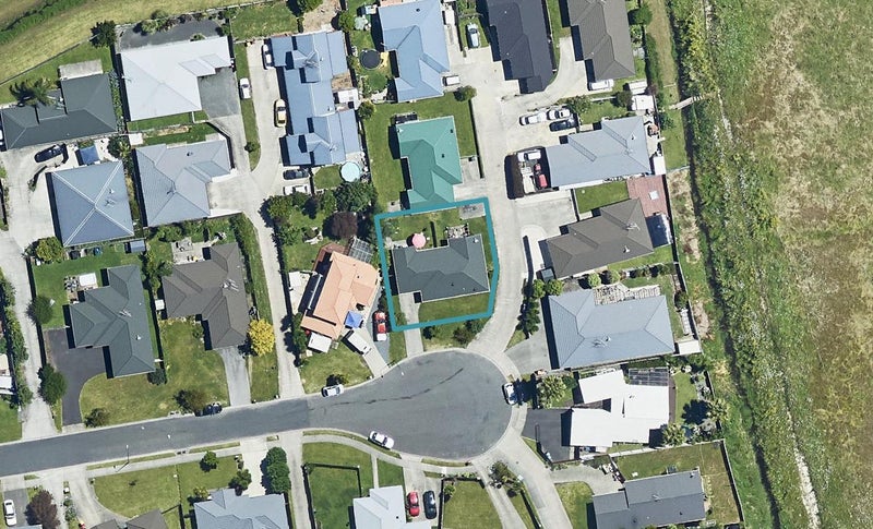 31 Lisa Place, Brookfield, Tauranga - Carousel 1