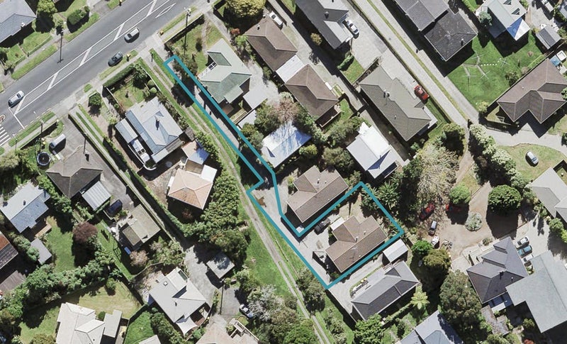 66A Titirangi Road, New Lynn, Auckland - Carousel 1