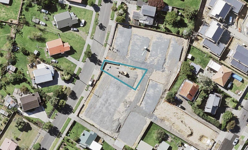 22 Lyndhurst Street, Wai o Taiki Bay, Auckland - Carousel 1