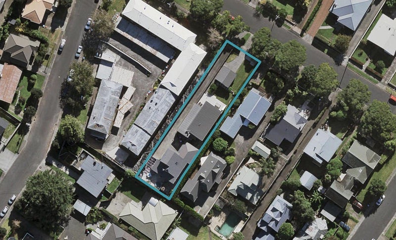 13A Ranier Street, Ellerslie, Auckland - Carousel 1