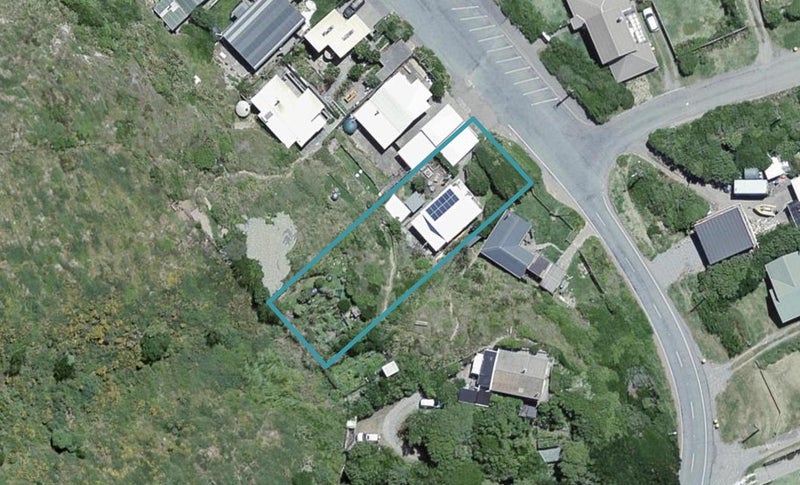 1081 Makara Road, Makara Beach, Karori - Carousel 1
