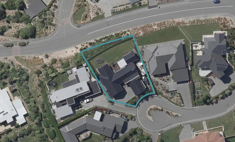 6 The Ridge, Kennedys Bush, Christchurch - Carousel 1