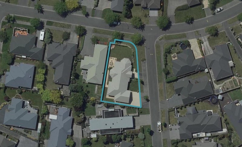 2 Bernadette Street, Aidanfield, Christchurch - Carousel 1
