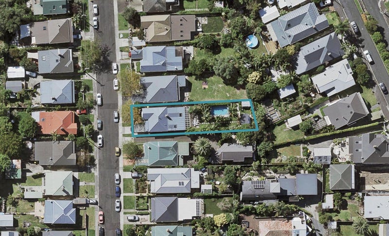 14 Roslyn Terrace, Devonport, Auckland - Carousel 1