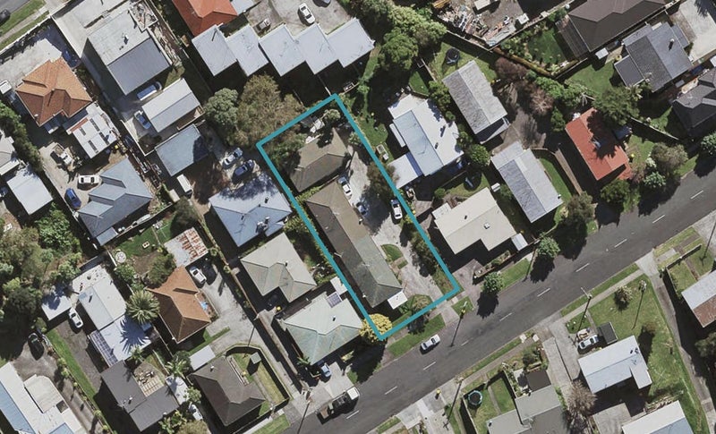 2/31 Hillside Road, Papatoetoe, Auckland - Carousel 1