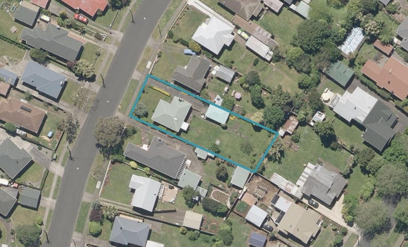 33 Selwyn Crescent, College Estate, Whanganui - Carousel 1