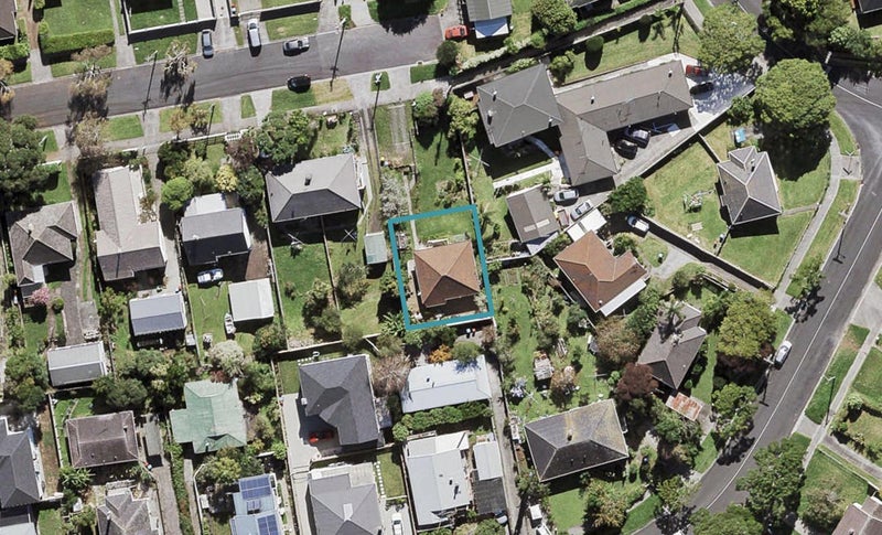 37A Tasman Avenue, Mount Albert, Auckland - Carousel 1