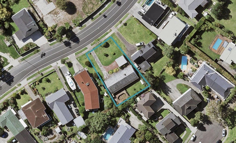 88 Fisher Parade, Sunnyhills, Auckland - Carousel 1