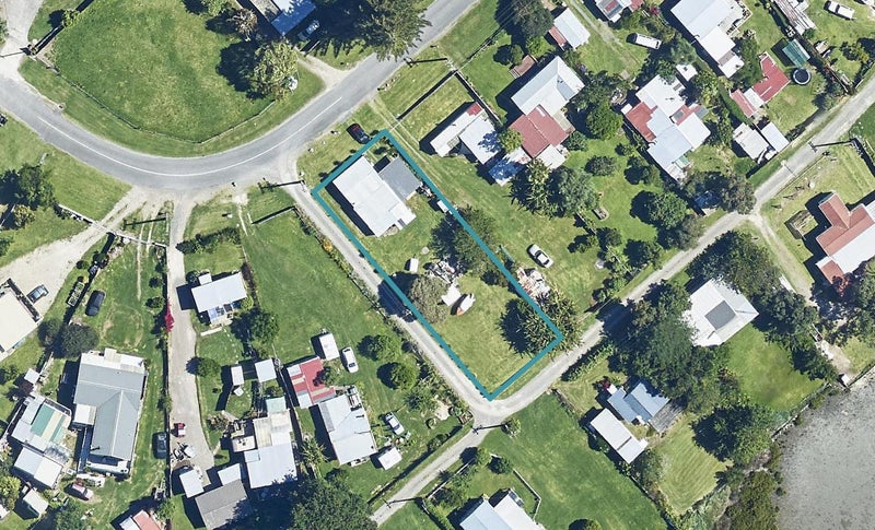 18 Lyndhurst Avenue, Maketu, Te Puke - Carousel 1