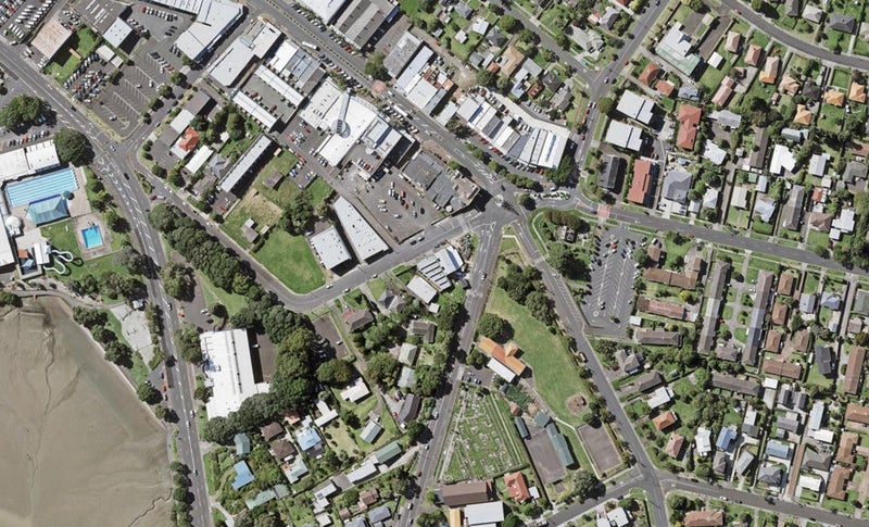 6 Domain Road, Panmure, Auckland - Carousel 1