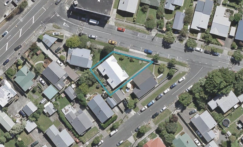 4/4A Te Mome Road, Alicetown, Lower Hutt - Carousel 1