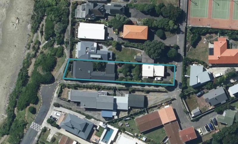 20 Park Avenue, Titahi Bay, Porirua - Carousel 1