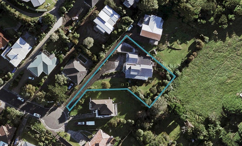 24 Pickens Crescent, Mount Albert, Auckland - Carousel 1