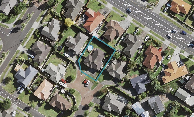 12 Ashland Place, Weymouth, Auckland - Carousel 1