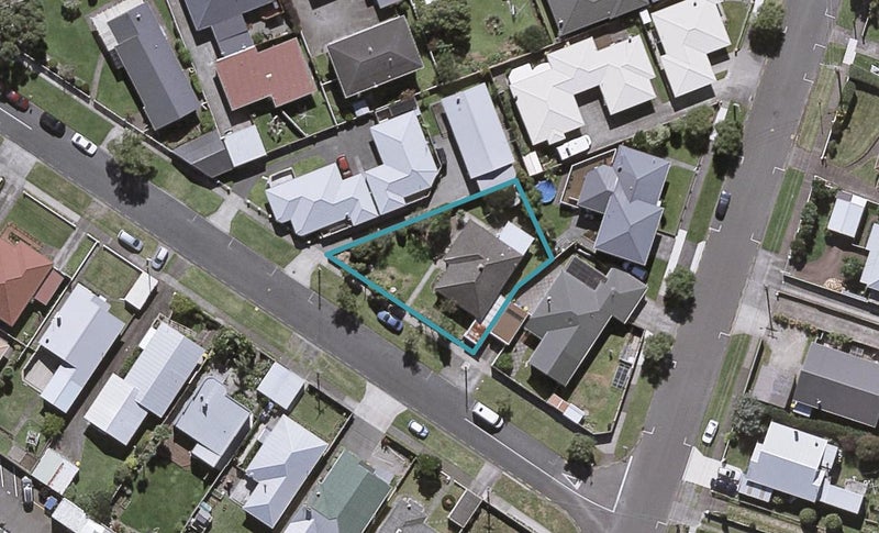 5 Vogel Street, Fitzroy, New Plymouth - Carousel 1