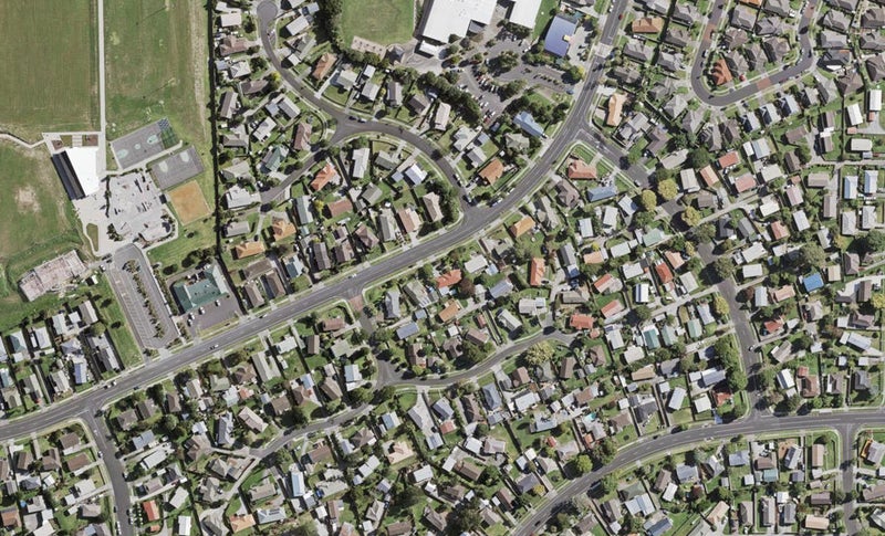 45 Riverton Drive, Randwick Park, Auckland - Carousel 1