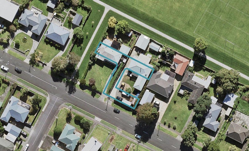 7/93 Taikata Road, Te Atatu Peninsula, Auckland - Carousel 1