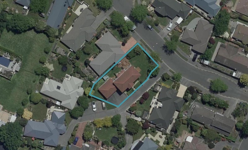 23 Chesterfield Mews, Russley, Christchurch - Carousel 1