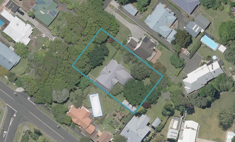 11 Selwyn Crescent, College Estate, Whanganui - Carousel 1