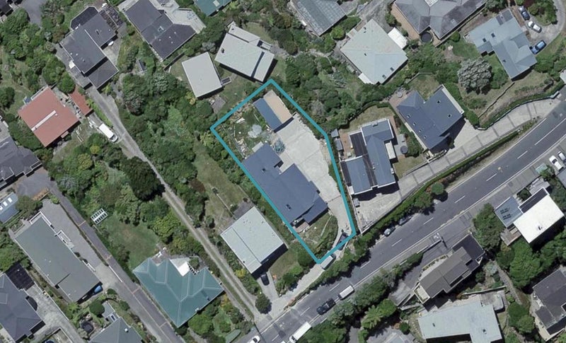 8 Waru Street, Khandallah, Wellington - Carousel 1