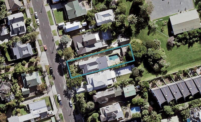 41 Clifton Road, Herne Bay, Auckland - Carousel 1