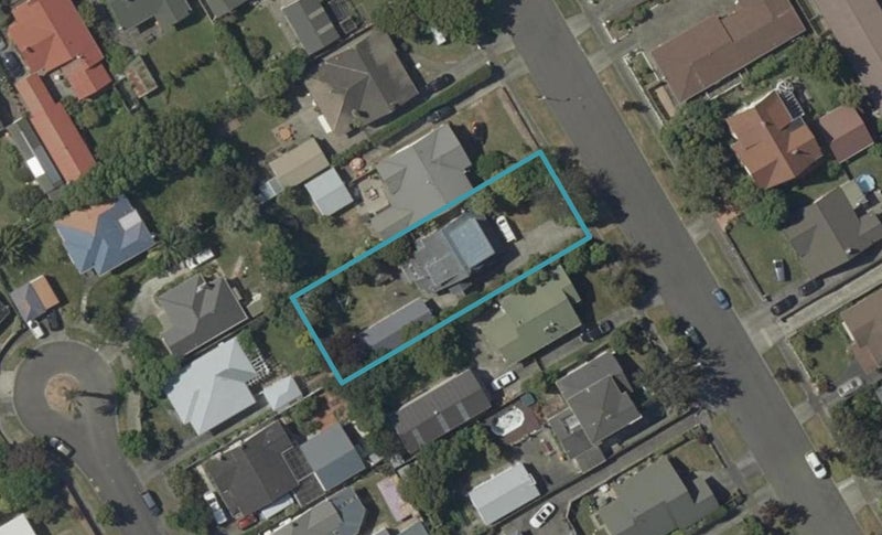 12 Annandale Avenue, Takaro, Palmerston North - Carousel 1