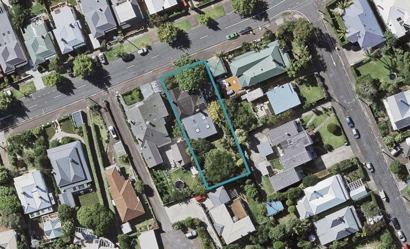 18 Albert Road, Devonport, Auckland - Carousel 1