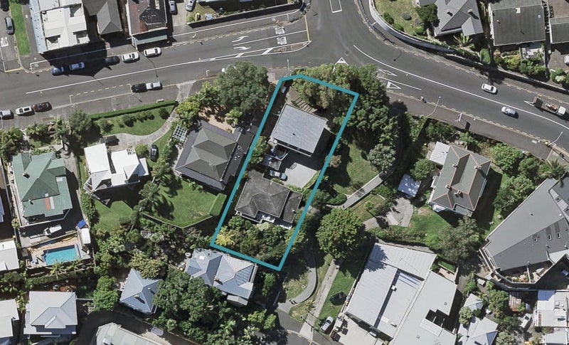 1/125 Victoria Road, Devonport, Auckland - Carousel 1