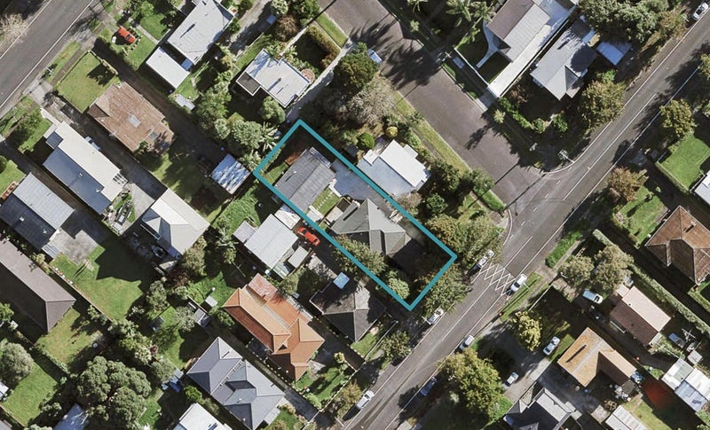 27 Stewart Road, Mount Albert, Auckland - Carousel 1