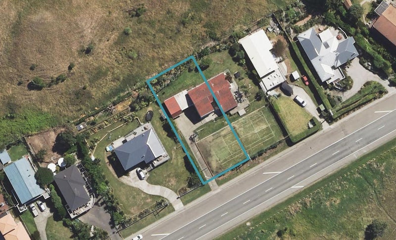 78 Moana Road, Okitu, Gisborne - Carousel 1