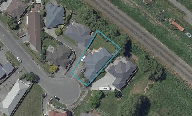 70 Laing Crescent, Heathcote Valley, Christchurch - Carousel 1