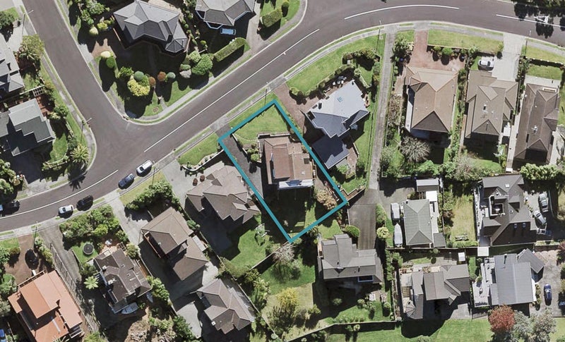 10 Niagara Crescent, Lynfield, Auckland - Carousel 1