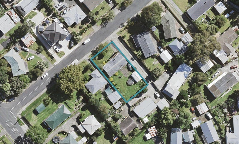 3 Murillo Place, Henderson, Auckland - Carousel 1