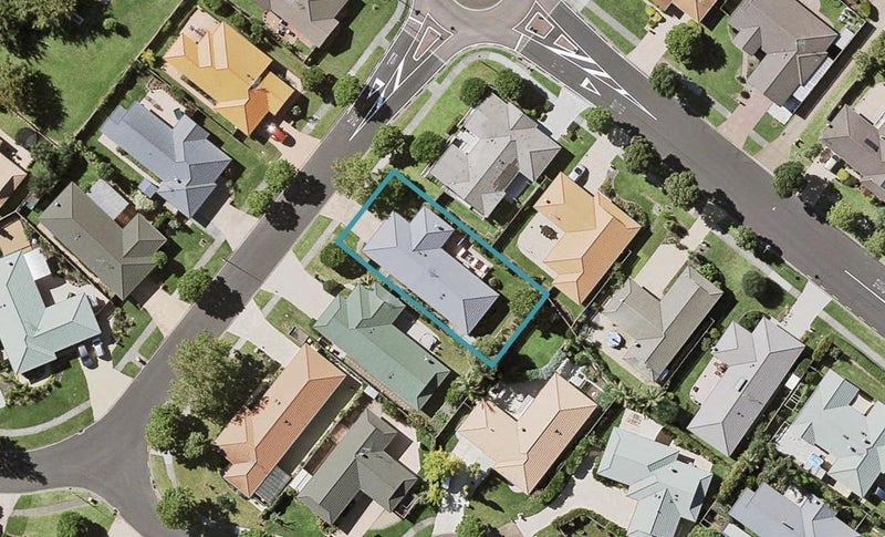 4 Millington Place, Huntington Park, Auckland - Carousel 1
