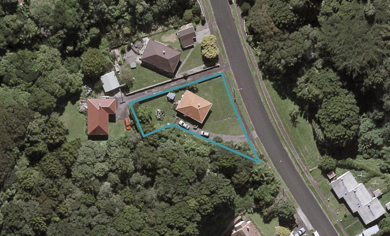 72 Glenpark Avenue, Frankleigh Park, New Plymouth - Carousel 1