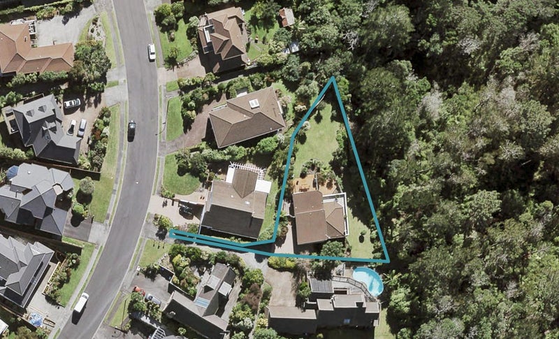 20 Sylvania Crescent, Lynfield, Auckland - Carousel 1