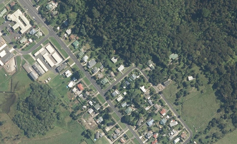 2 Burke Street, Te Aroha, Te Aroha - Carousel 1