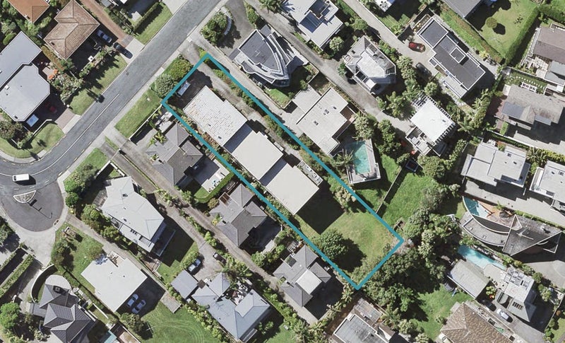 3/12 Marama Street, Castor Bay, Auckland - Carousel 1