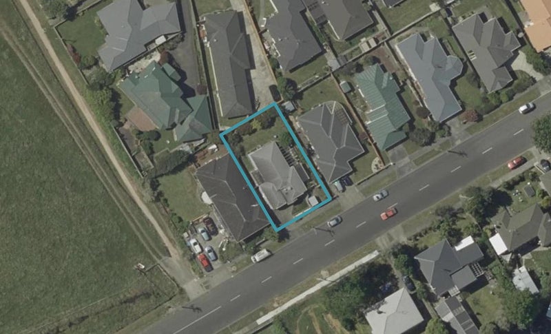 16 Totara Road, Awapuni, Palmerston North - Carousel 1