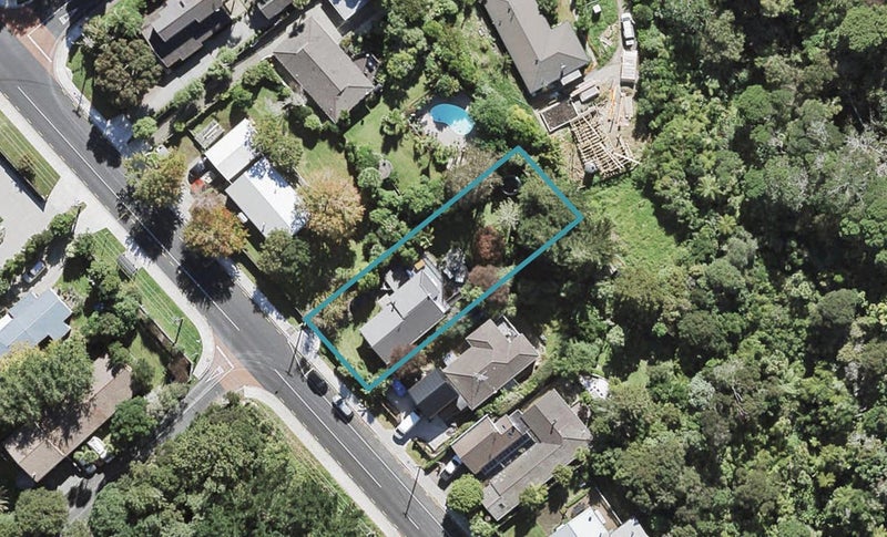 72 Tauhinu Road, Greenhithe, Auckland - Carousel 1