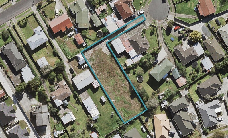 11 Burbridge Road, Favona, Auckland - Carousel 1