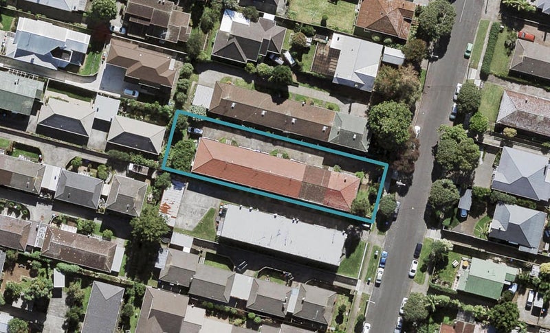 5/43 Kingsway Avenue, Sandringham, Auckland - Carousel 1