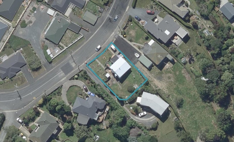 18 Campbells Road, Pine Hill, Dunedin - Carousel 1
