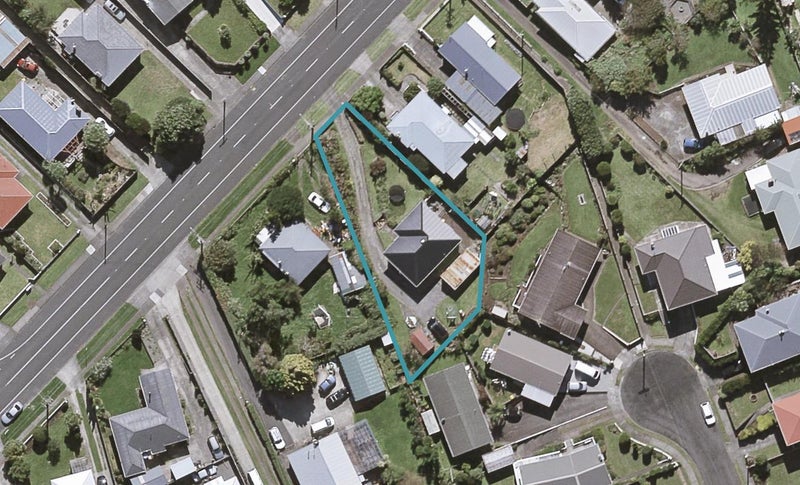 125 Ngamotu Road, Spotswood, New Plymouth - Carousel 1