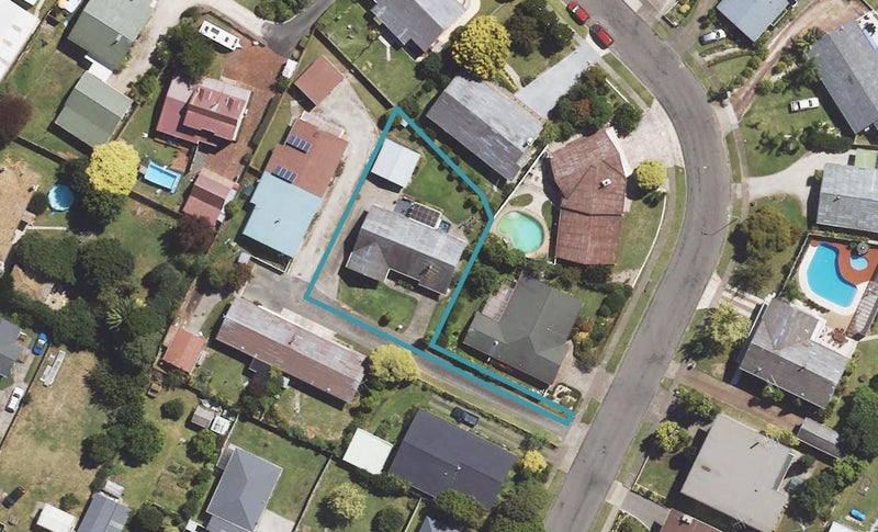 8 Fergusson Drive, Te Hapara, Gisborne - Carousel 1
