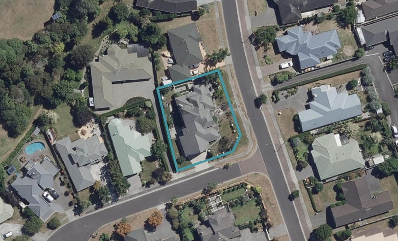 12 Glen Cree Avenue, Rototuna, Hamilton - Carousel 1