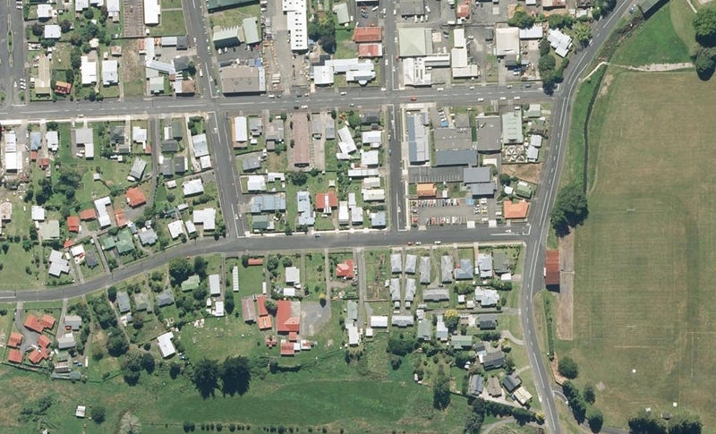 32 Taumarunui Street, Taumarunui - Carousel 1